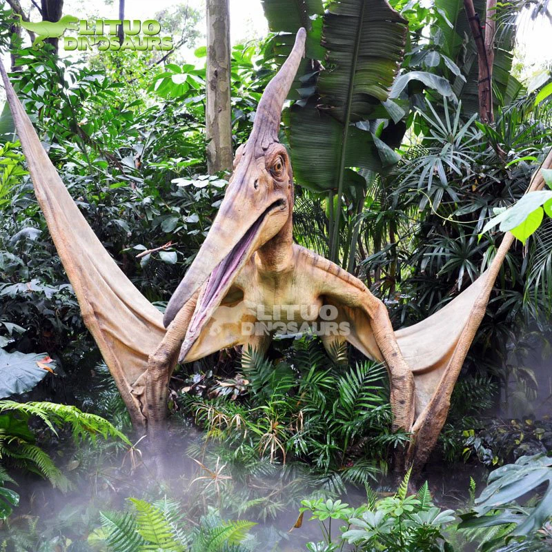 Animatronic Pteranodon Pterosauria-model